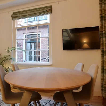 Cosy One Bedroom Monument Haarlem House. הארלם